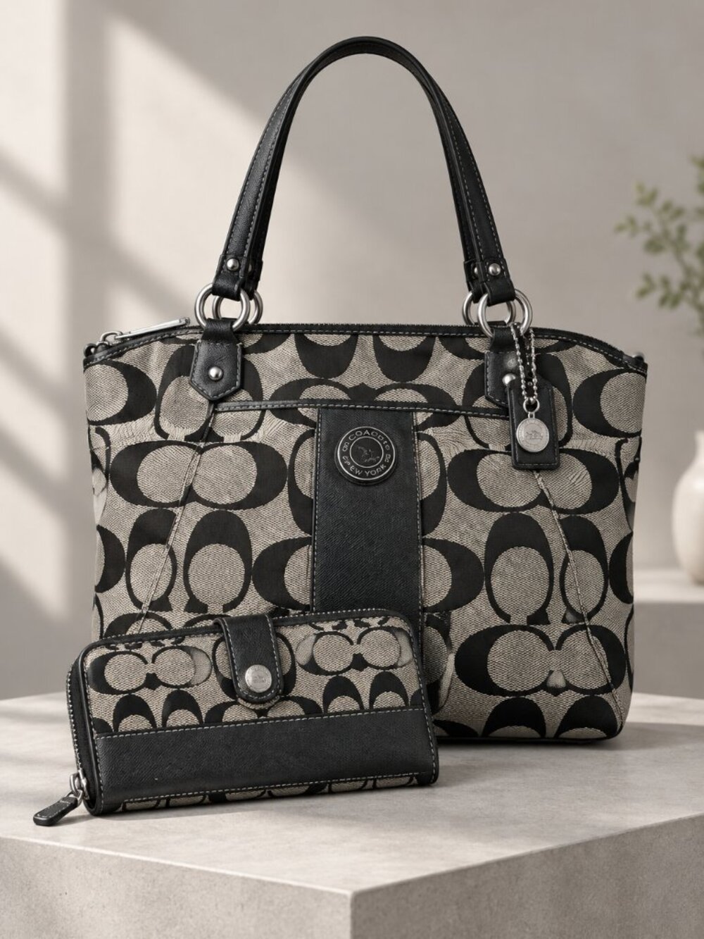 AUTHENTIC COACH TOTE AND MATCHING WALLET SET